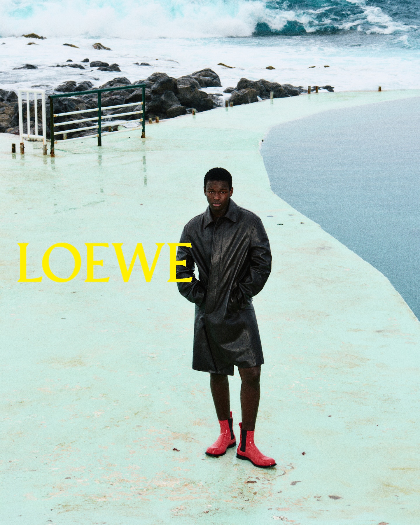 loewe vuela hasta tenerife para su nueva campana 25gramos 6