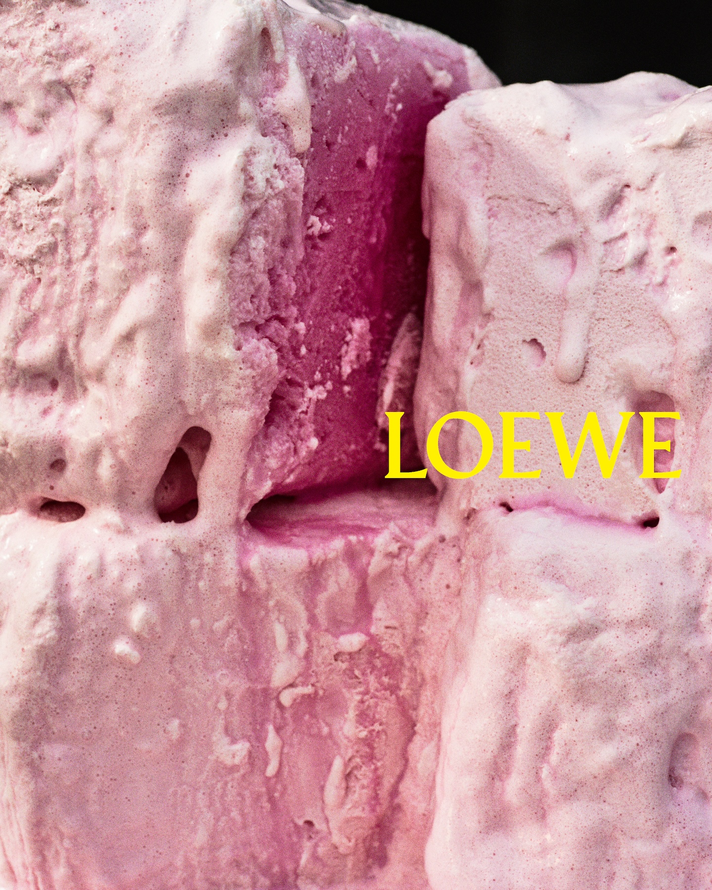loewe vuela hasta tenerife para su nueva campana 25gramos 7