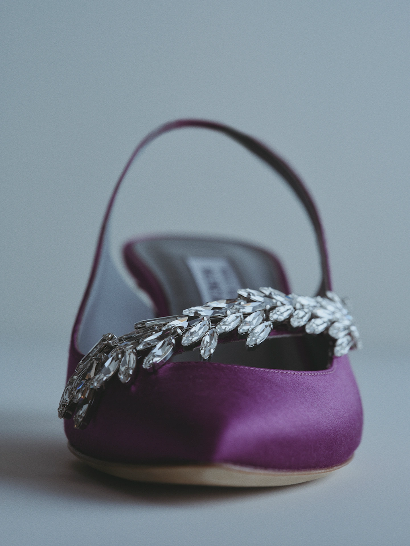 piccioli junta a balenciaga con manolo blahnik 25gramos 3