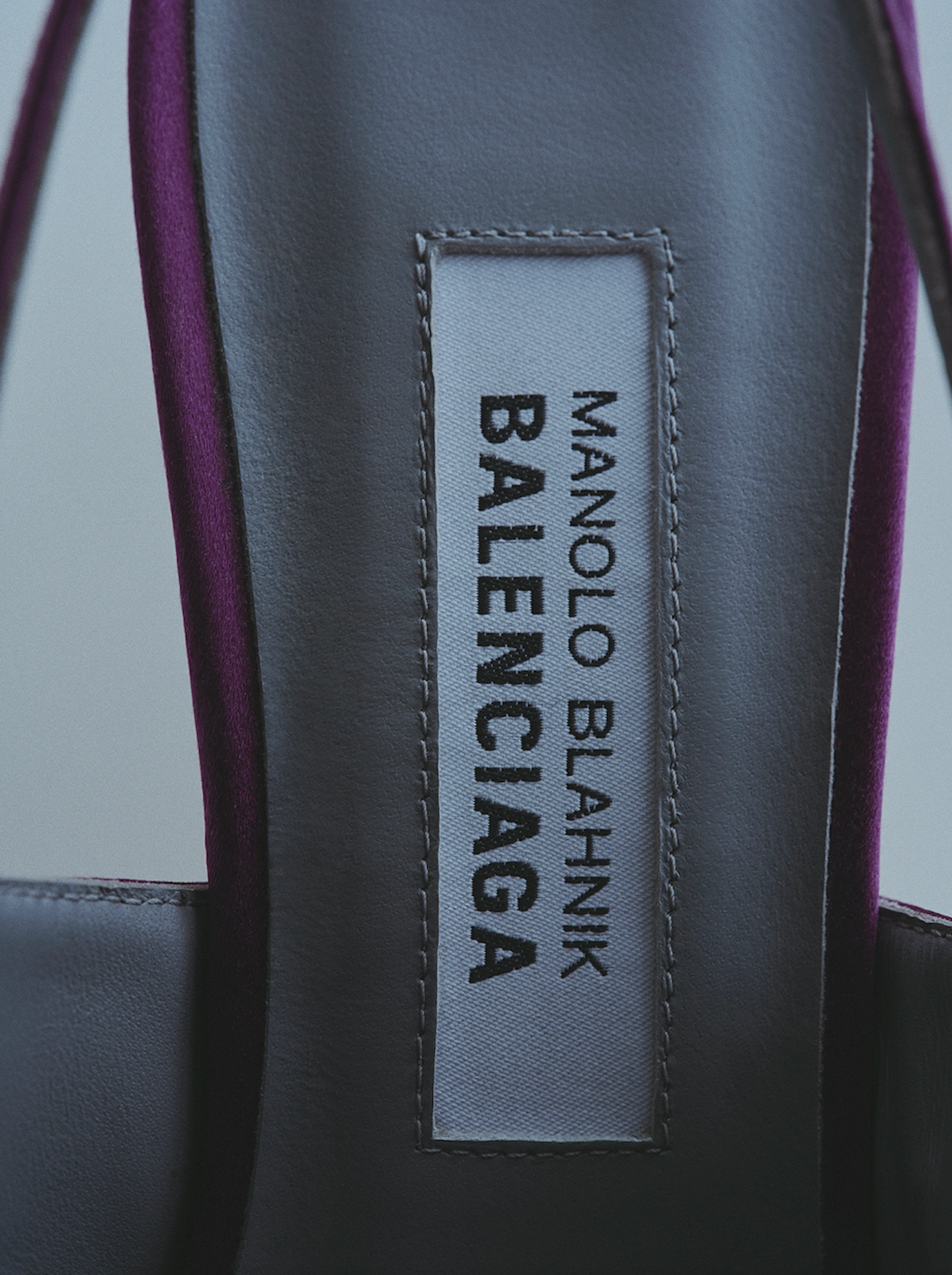 piccioli junta a balenciaga con manolo blahnik 25gramos 4