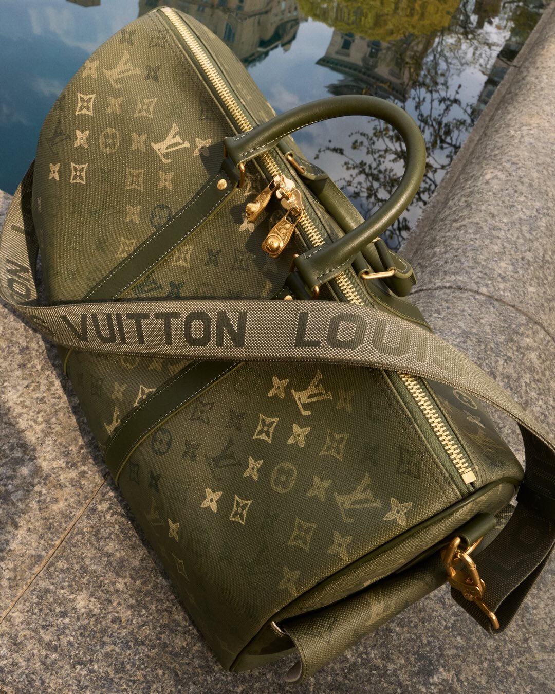 tyshawn jones deja la tabla a un lado para poner cara a lo nuevo de louis vuitton 25gramos 4