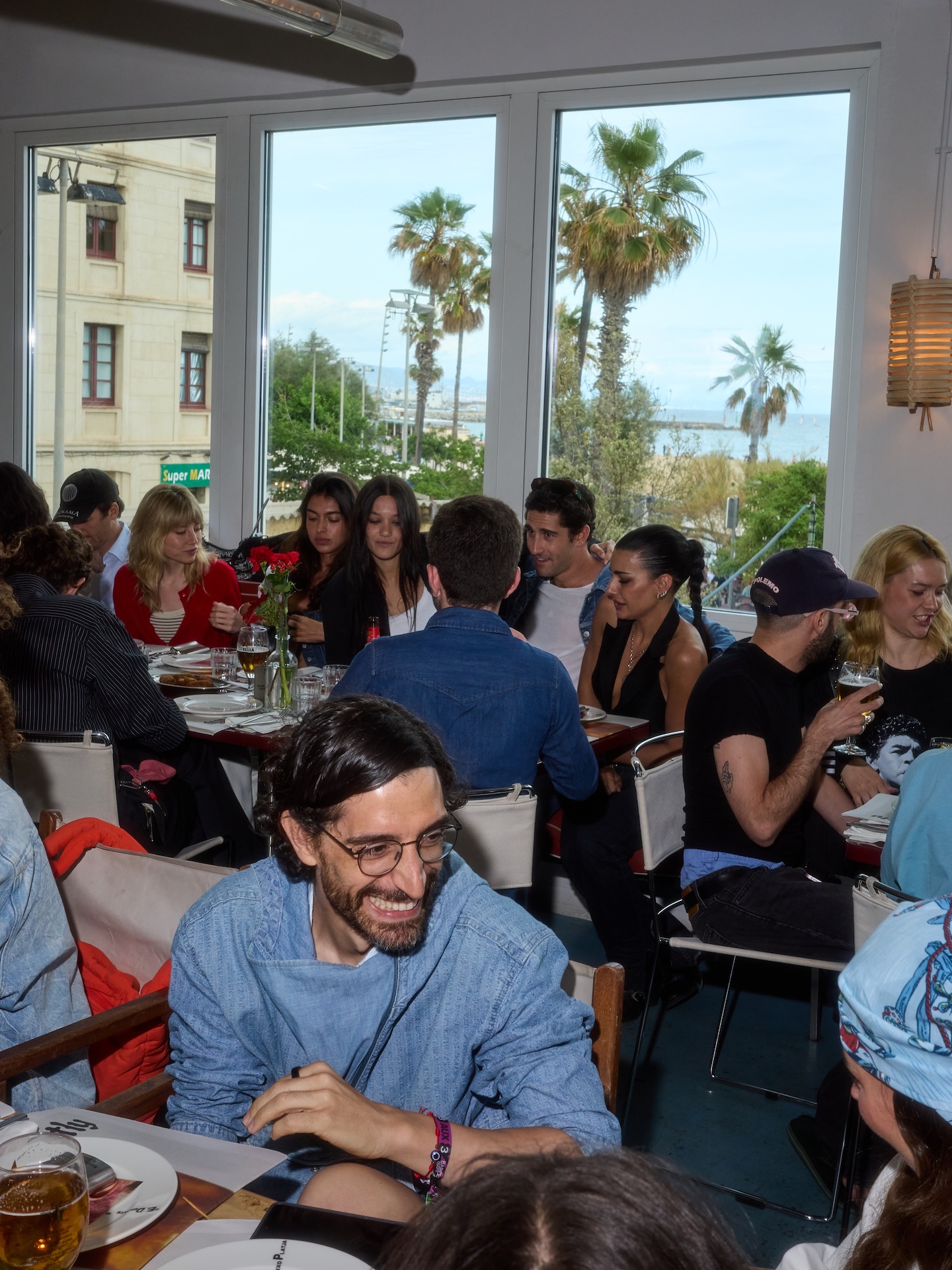bufet socis club y barbacue dan por inaugurada la temporada de festivales junto a levis 25gramos 1