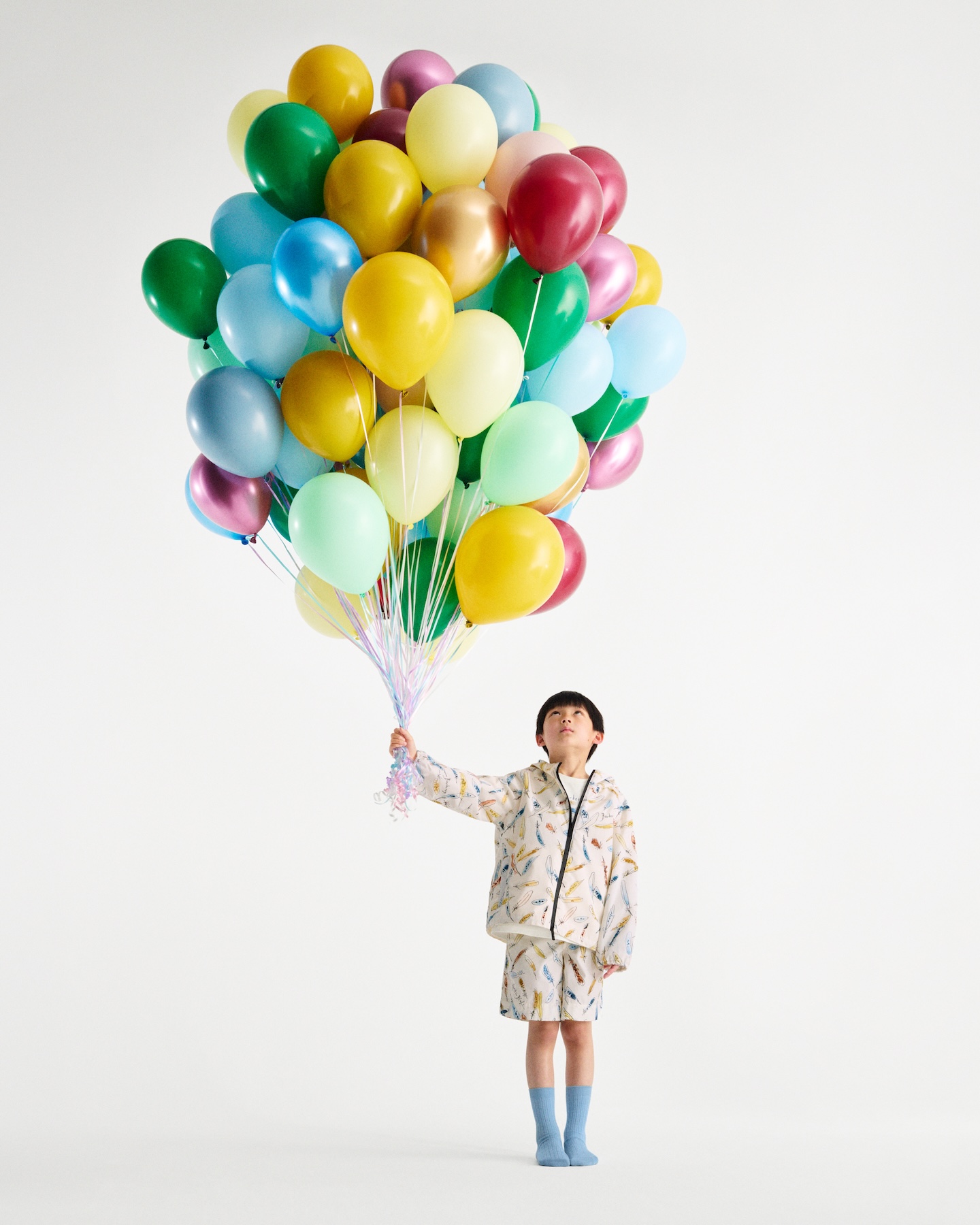 burberry da la bienvenida a su universo al ilustrador de roald dahl 25gramos 6