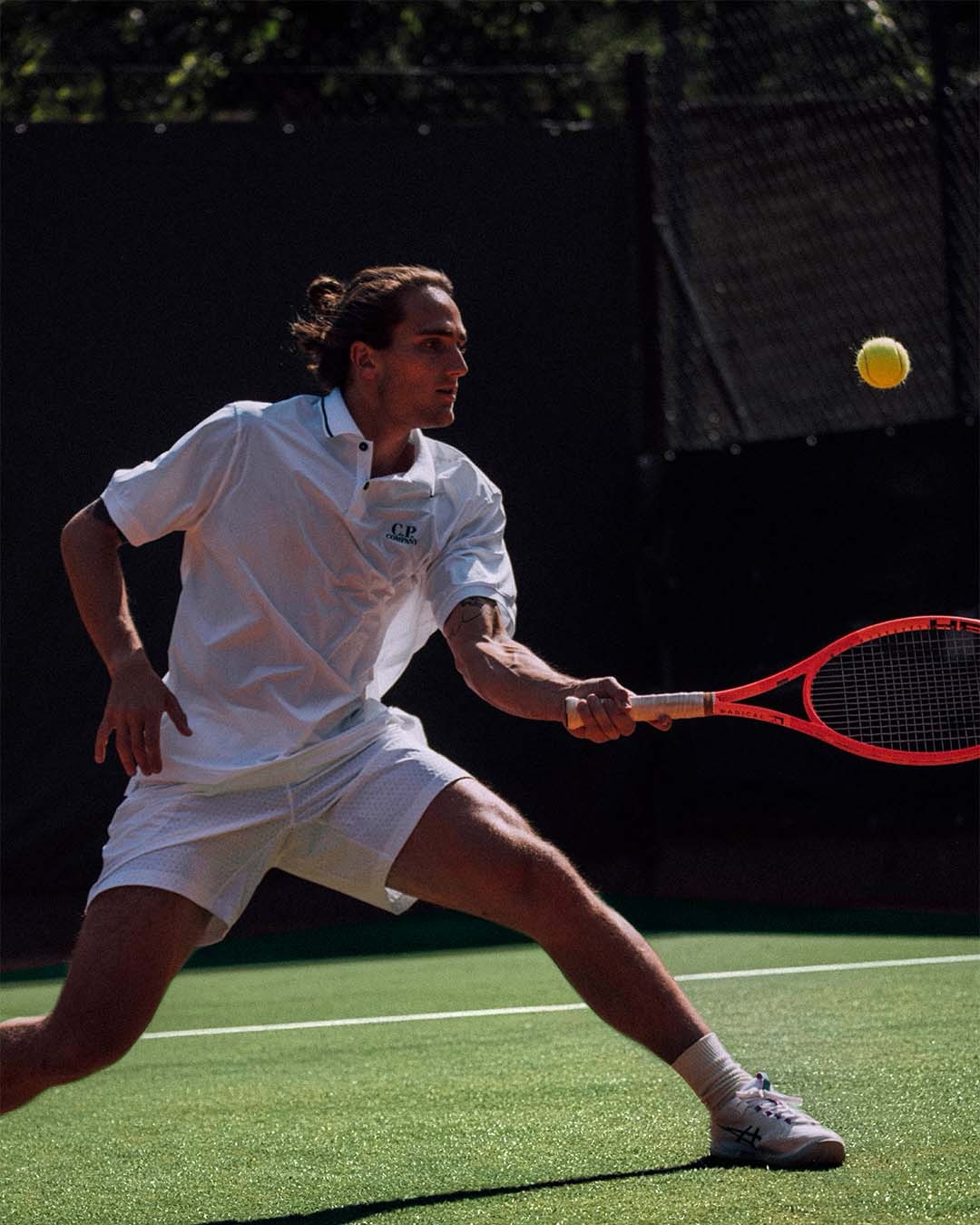 c p company se infiltra en las pistas de tenis britanicas 25gramos 2