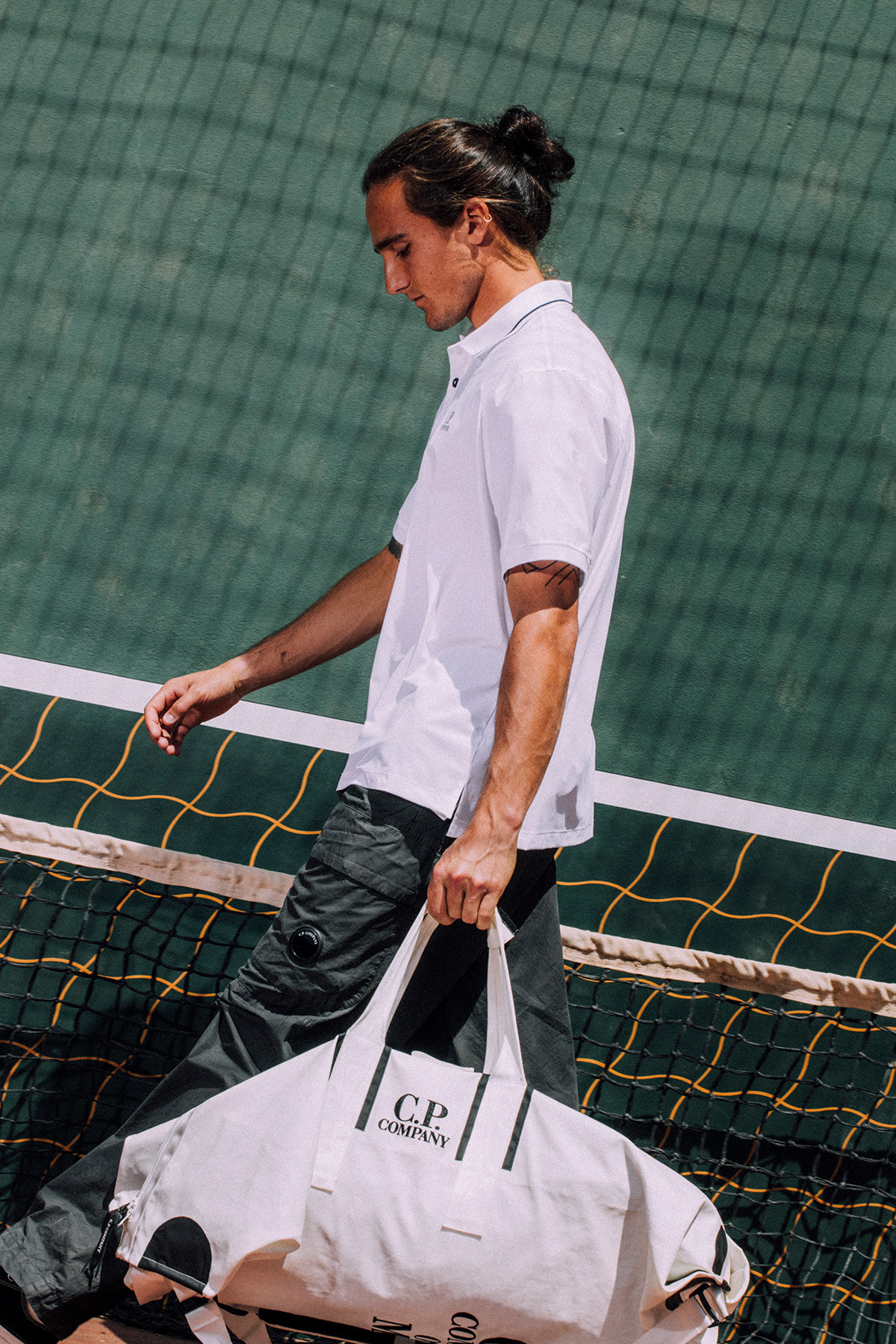 c p company se infiltra en las pistas de tenis britanicas 25gramos 45