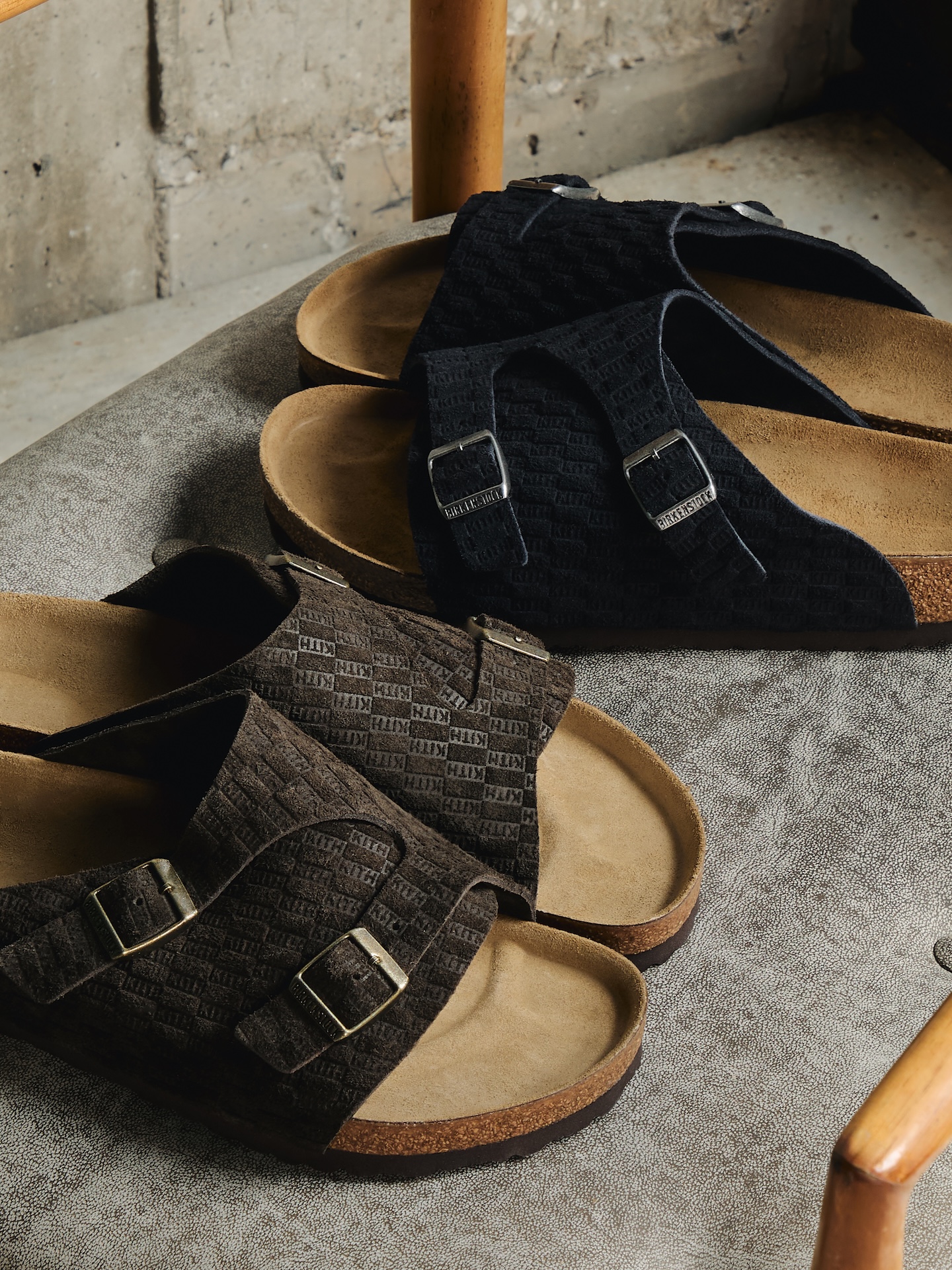 kith deja su huella sobre dos siluetas de birkenstock 25gramos 5