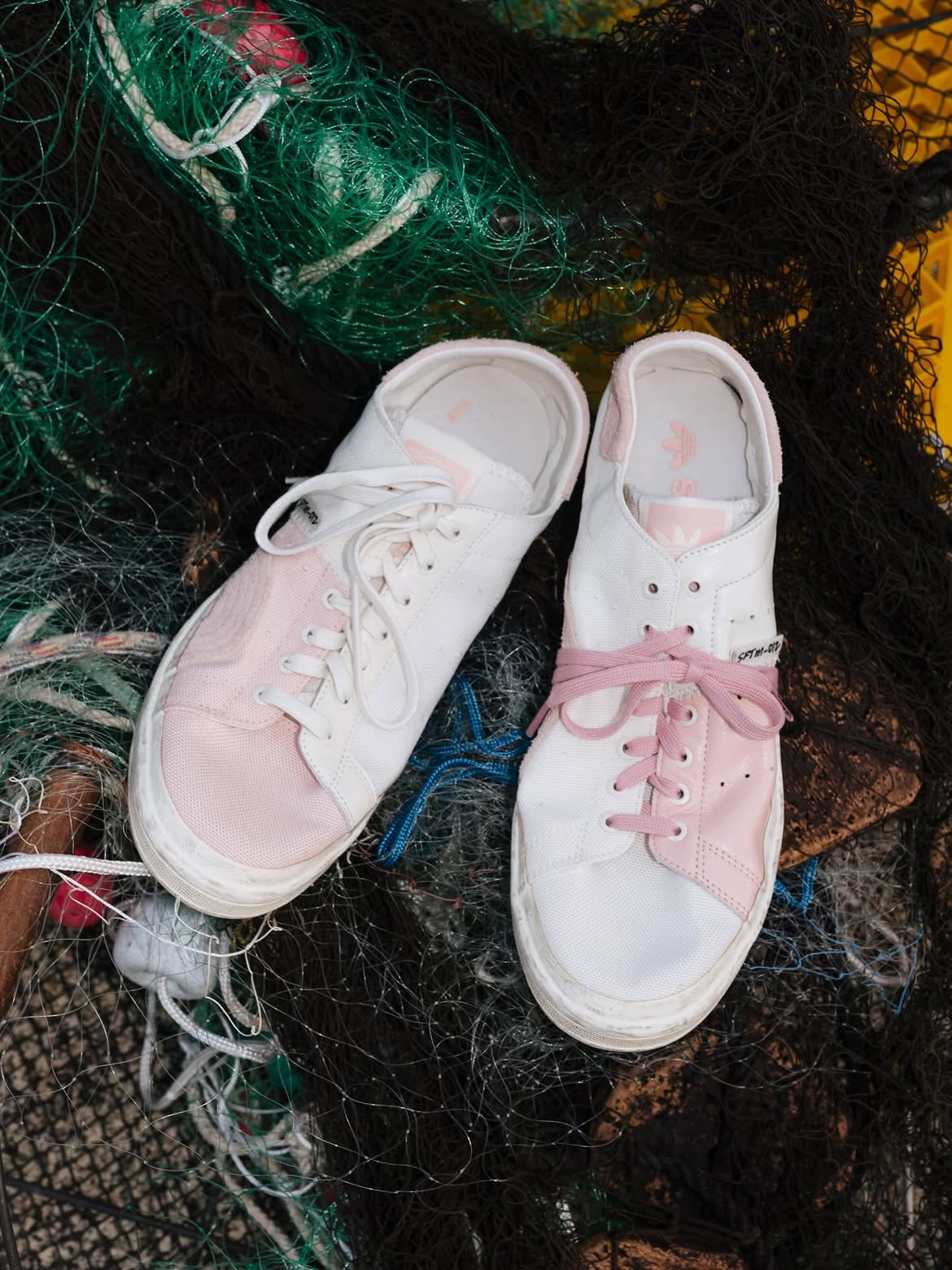 las stan smith estan muy de vuelta con song for the mute a los mandos 25gramos 3