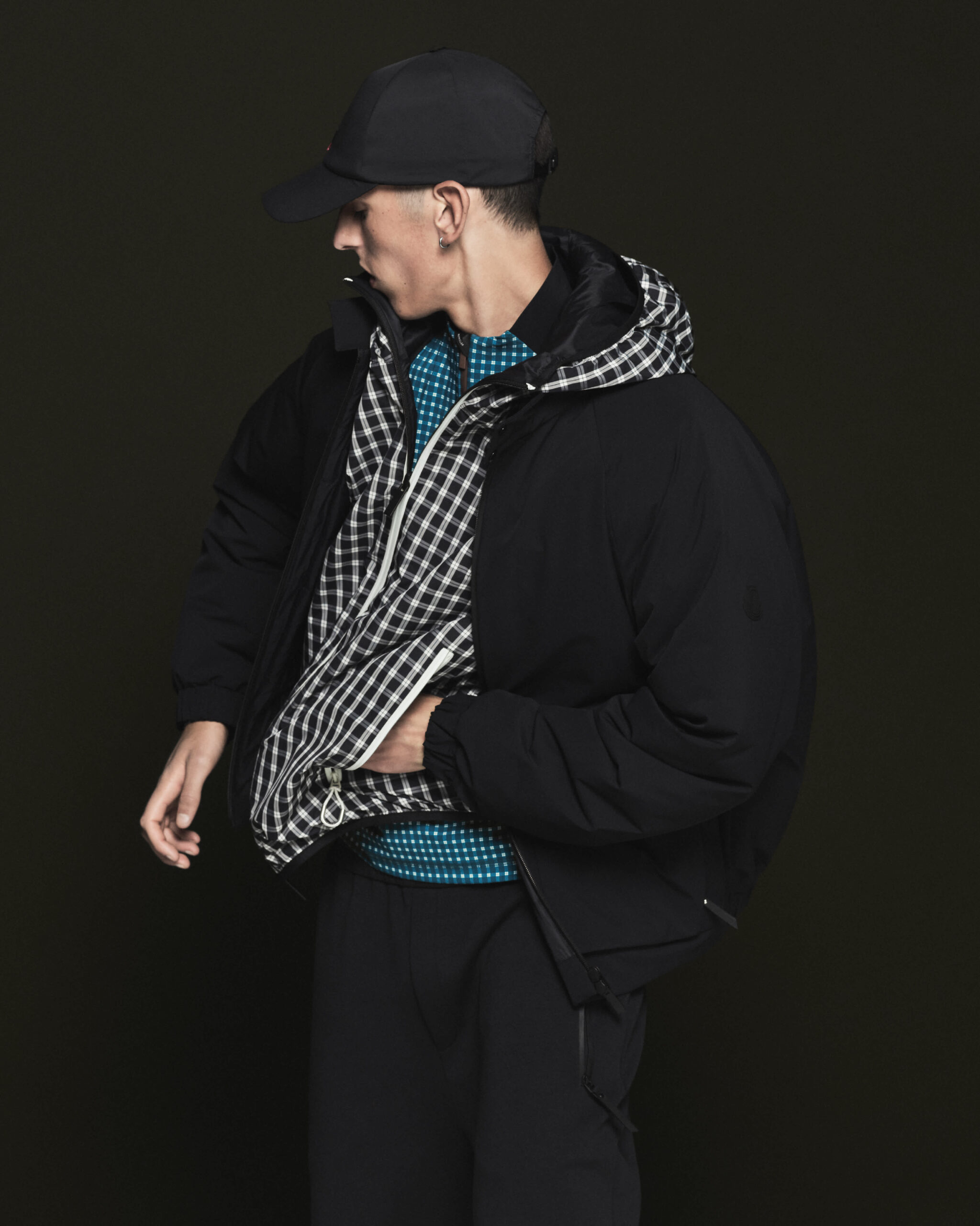 moncler domina el arte de las capas en su preparacion para el otono 25gramos 6 scaled