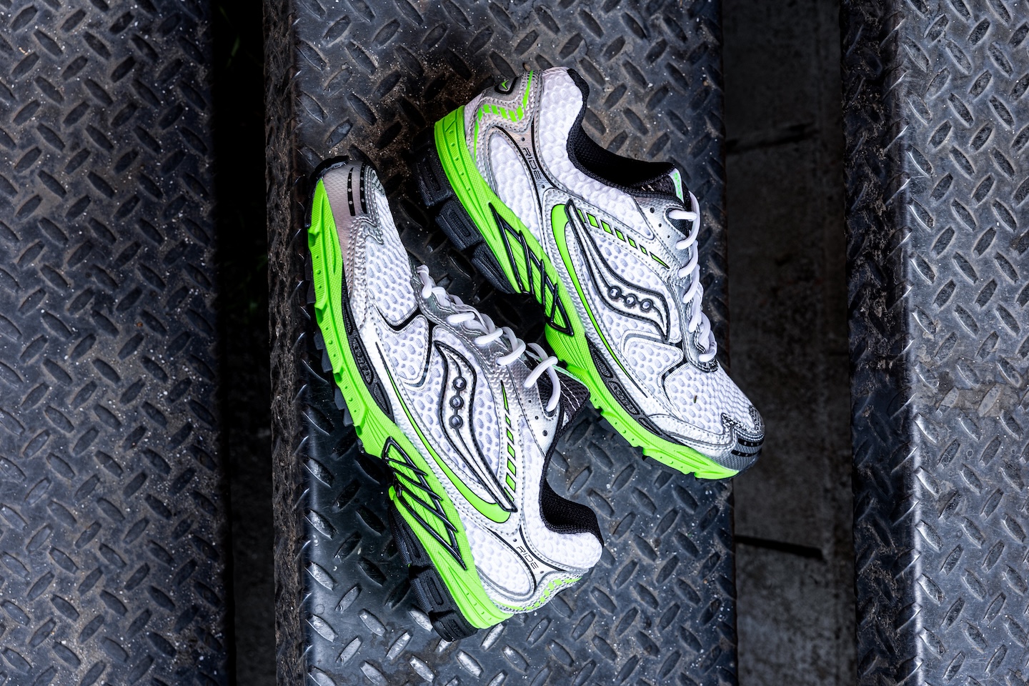 saucony desentierra las progrid ride 1 de su archivo 25gramos 3