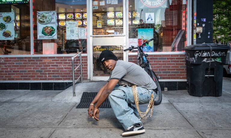 asap rocky pone al fin sus manos sobre las puma suede 25gramos 6