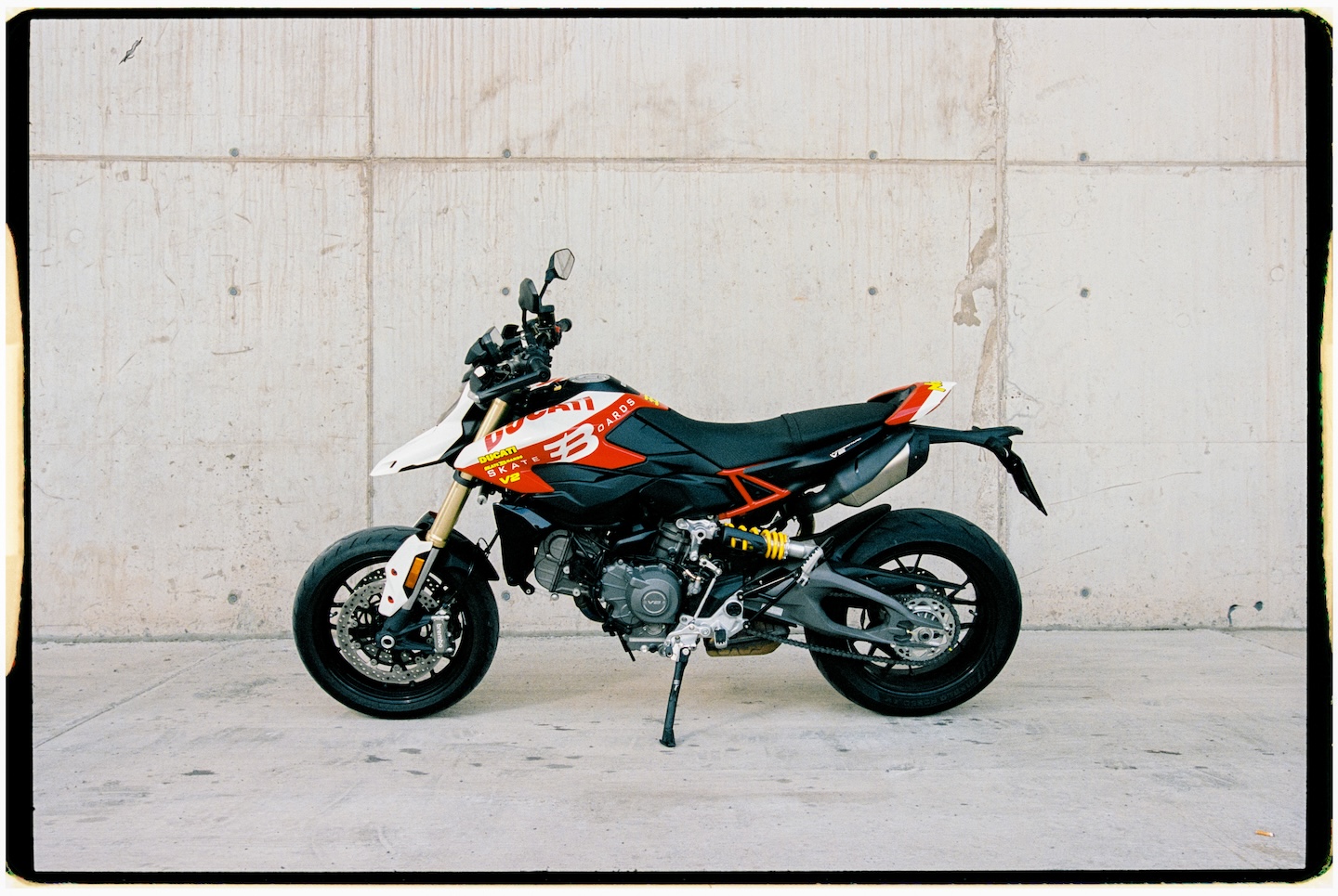 bogart se lleva a ducati hasta los skateparks de canarias 25gramos 1