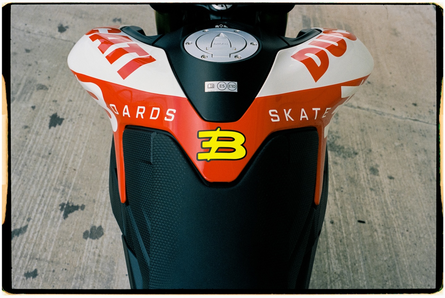 bogart se lleva a ducati hasta los skateparks de canarias 25gramos 5