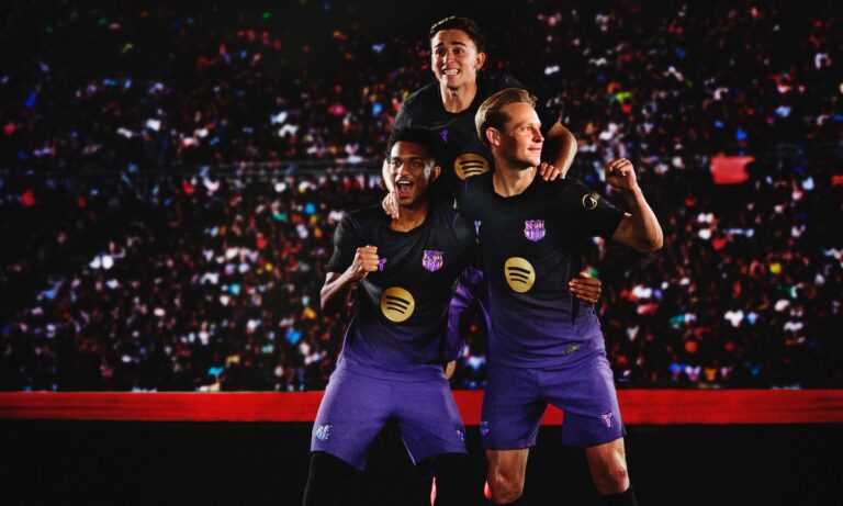 el fc barcelona ya tiene su segunda piel de serpiente para la proxima temporada 25gramos 6