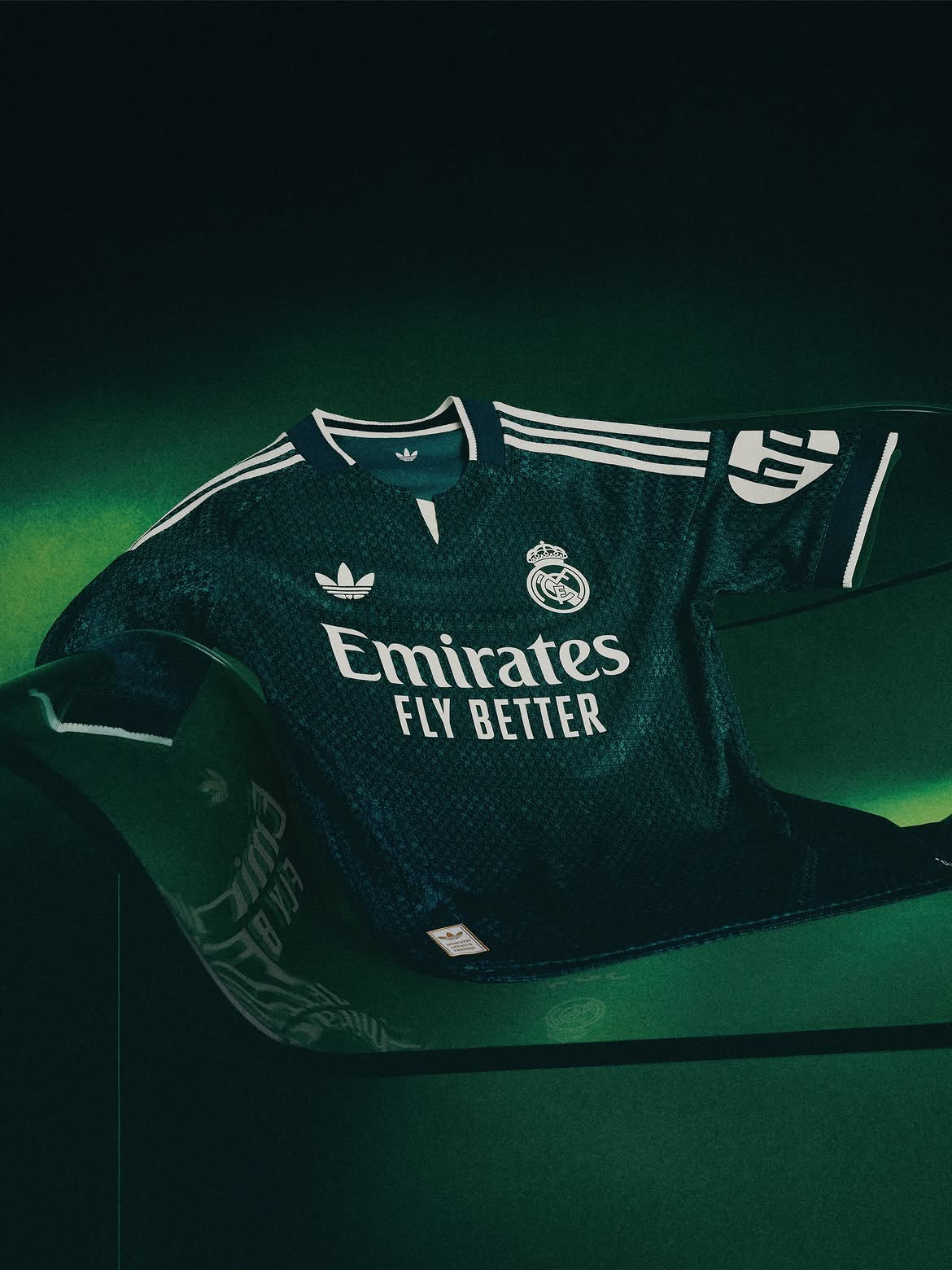 el real madrid apuesta al verde en su equipacion visitante 25gramos 1