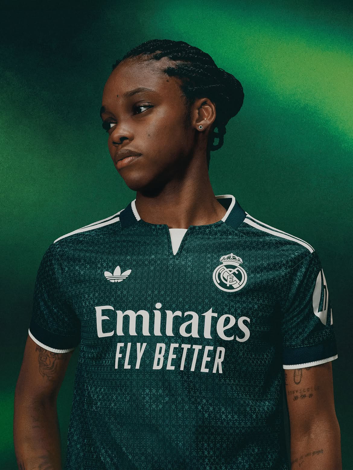el real madrid apuesta al verde en su equipacion visitante 25gramos 6