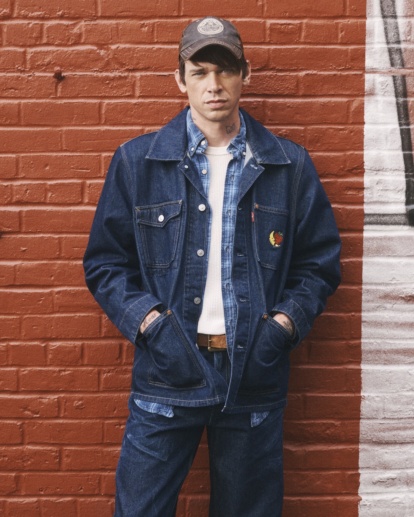 esto de levis junto a sky high farm goods esta pensado para pisar el barro 25gramos 12