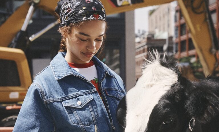 esto de levis junto a sky high farm goods esta pensado para pisar el barro 25gramos 2 1