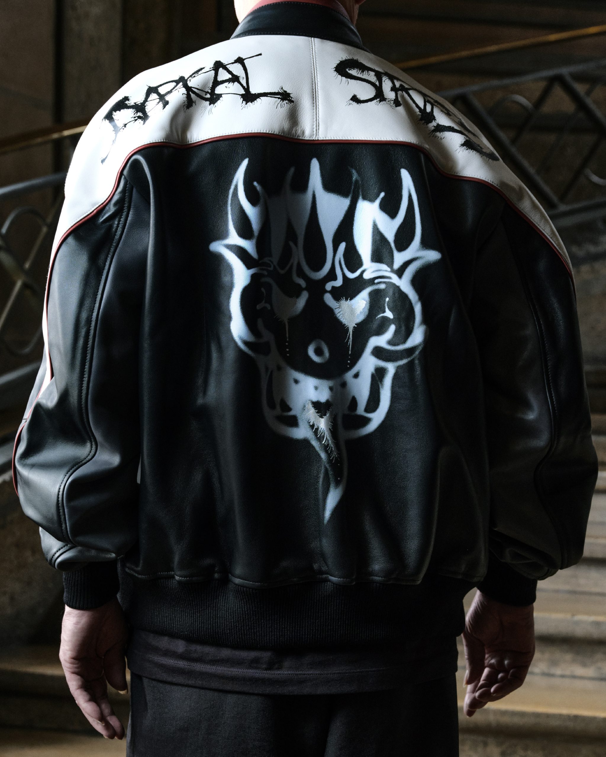 y 3 ha reclutado a mark gonzales para su nueva campana 25gramos 6