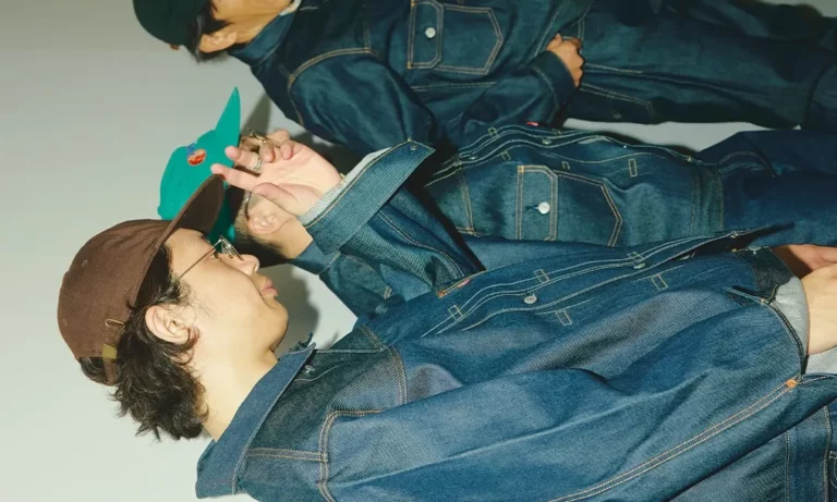 levis y journal standard recuperan la rigidez en el denim 25gramos 2