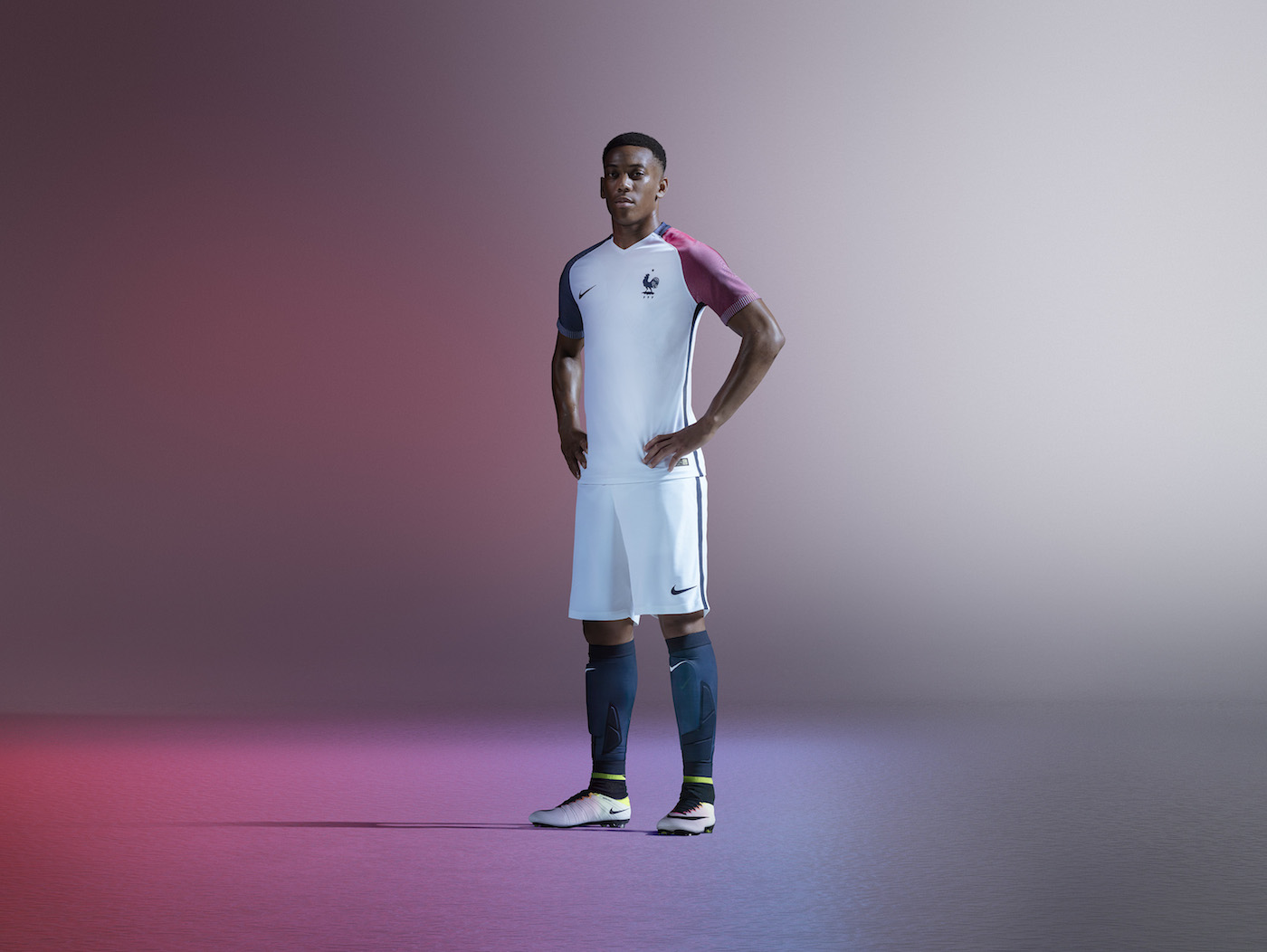 151110_nike_MARTIAL_away_s03_015_HFR2_original