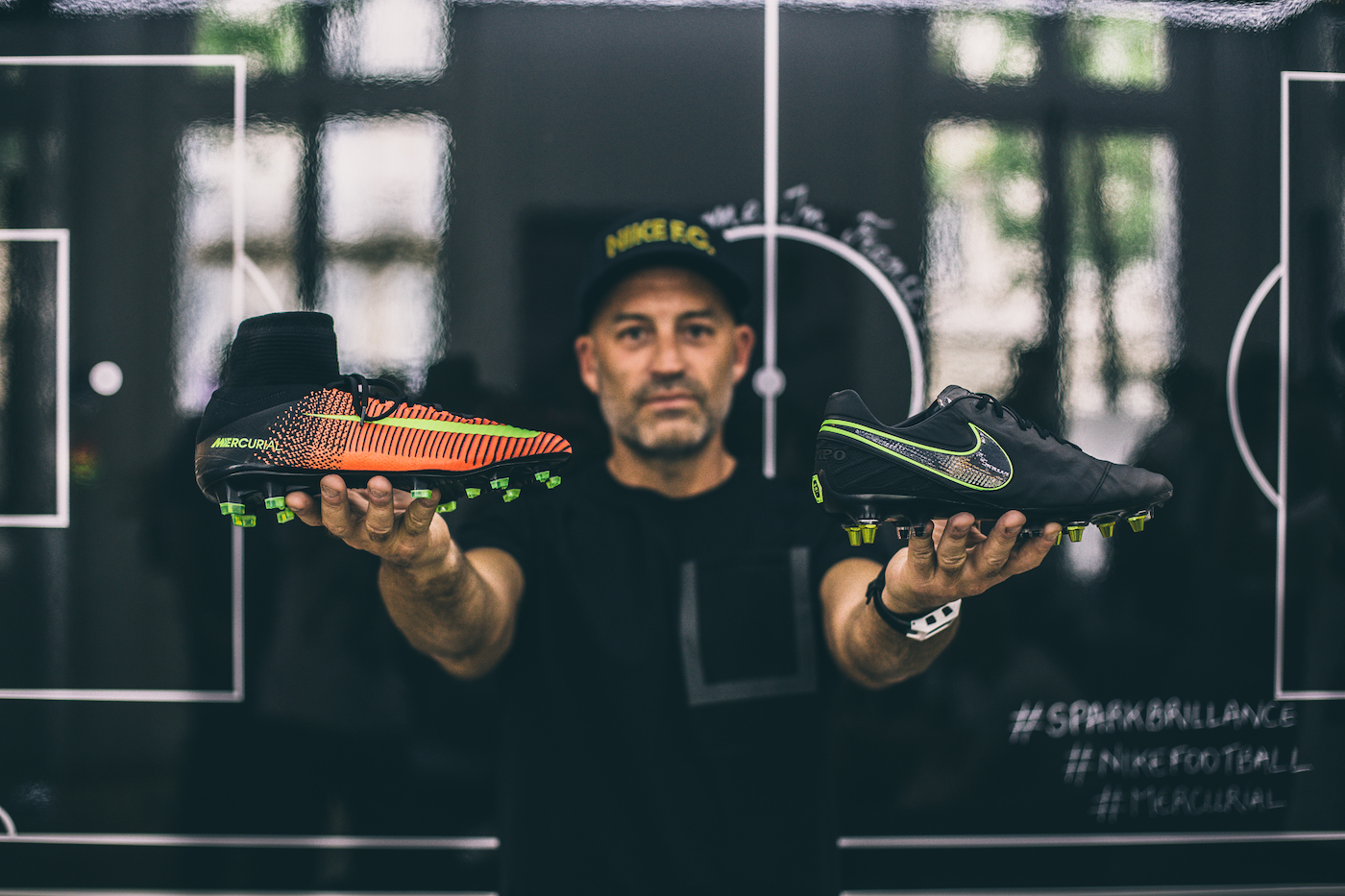 nike football the first game paris mercurial palais of speed spark brilliance 32
