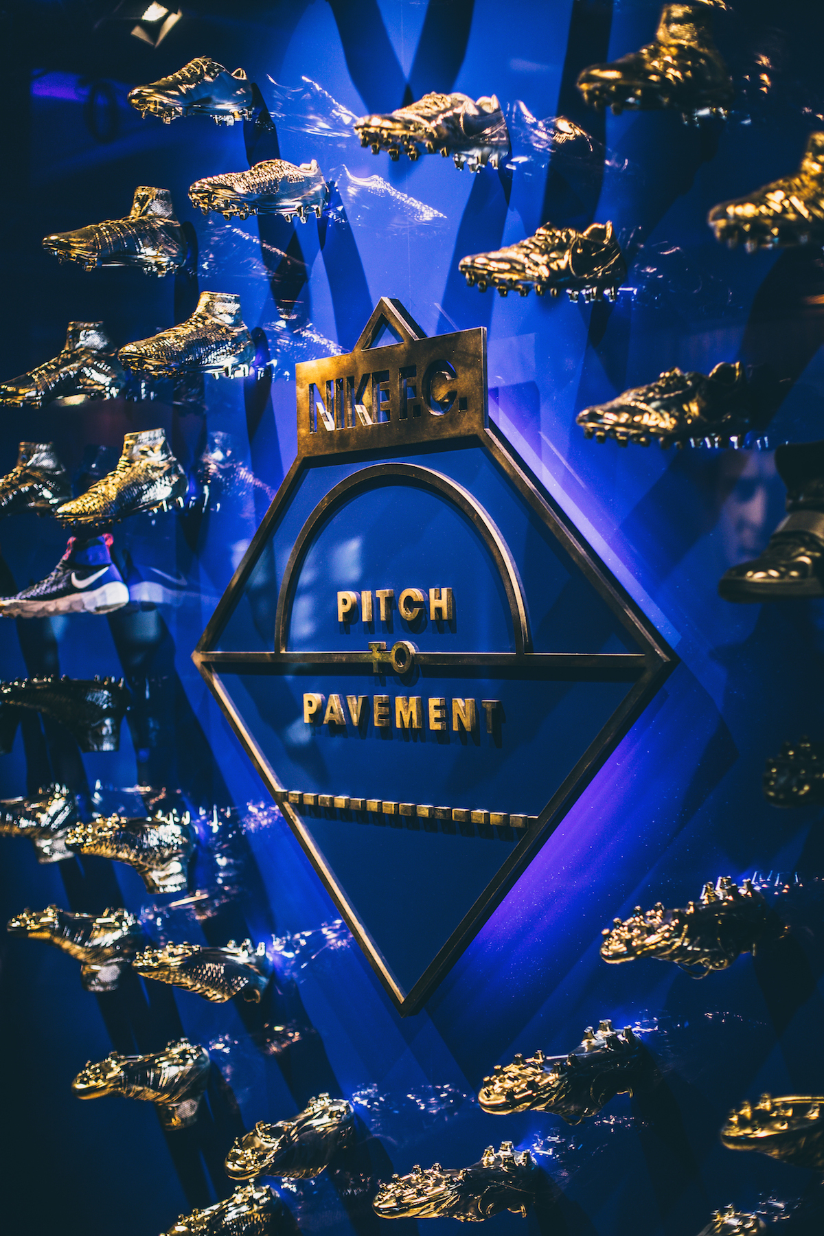 nike football the first game paris mercurial palais of speed spark brilliance 44