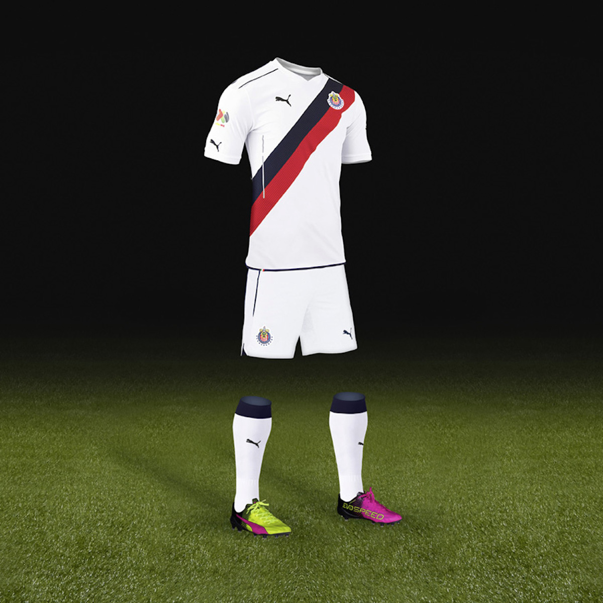 TS_-Away-Kit_Mannequin_CHIVAS