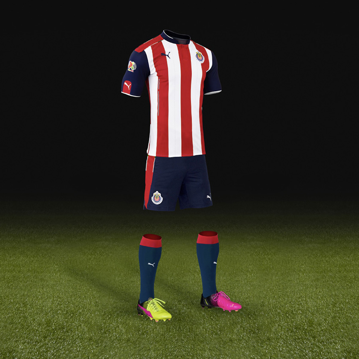 TS_-Home-Kit_Mannequin_CHIVAS