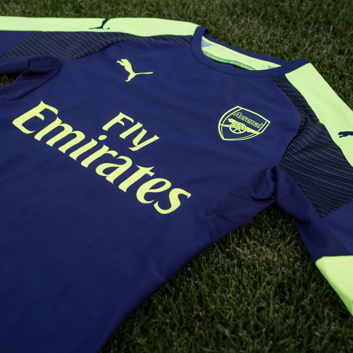 16AW_BTL_IG_TS_PUMA Football_Arsenal Third_1