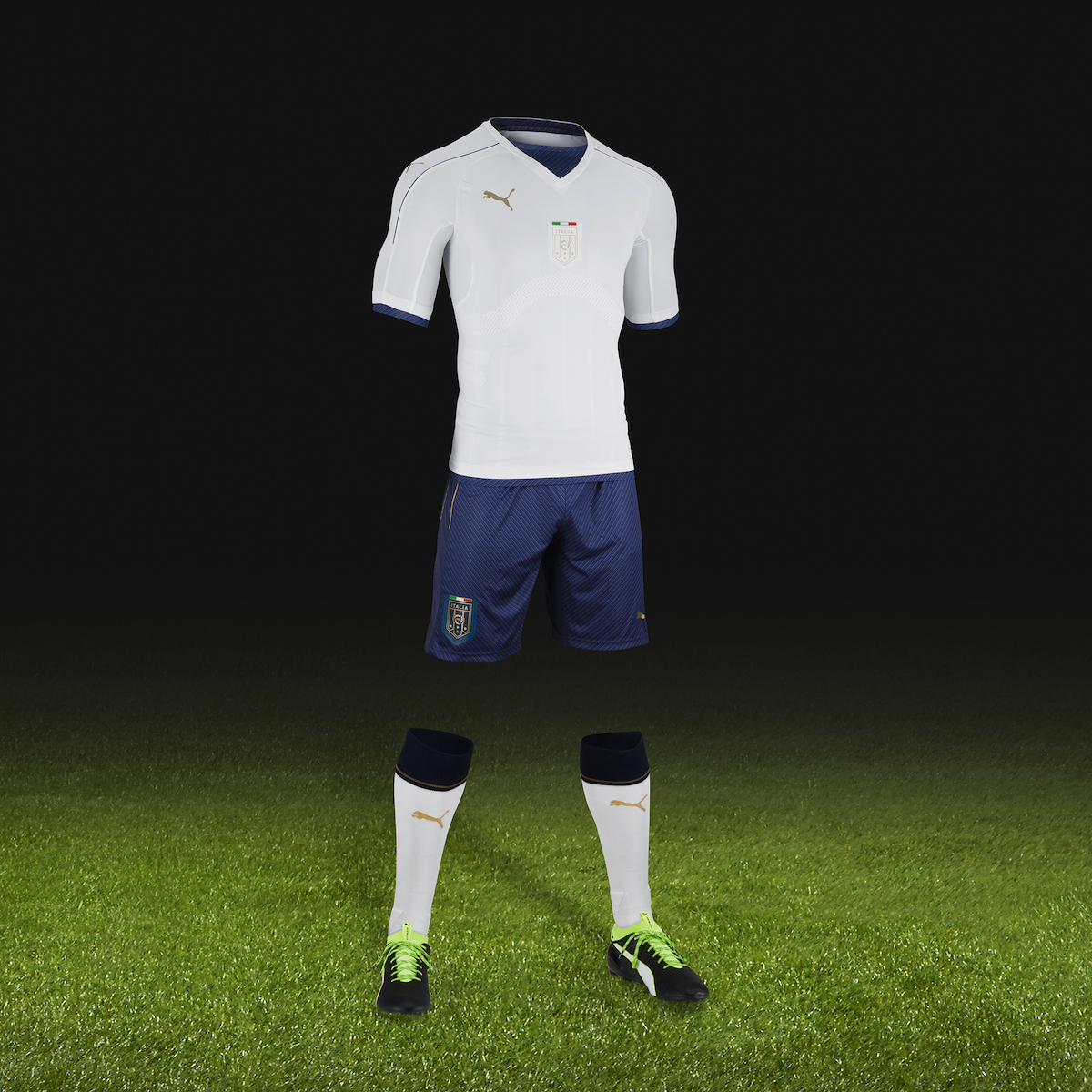 16AW_PR_TS_PUMA Football_Q3_FIGC-Away_10