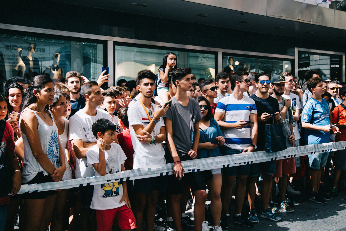 gareth-bale-foot-locker-madrid-adidas-z-n-e-11