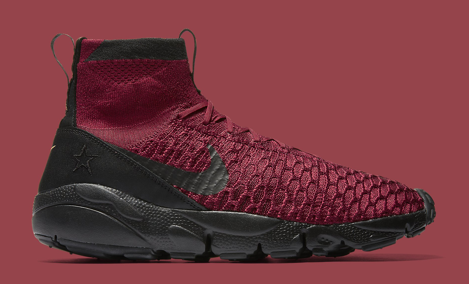 nike-air-footscape-magista-night-maroon-black-profile_oky2h4