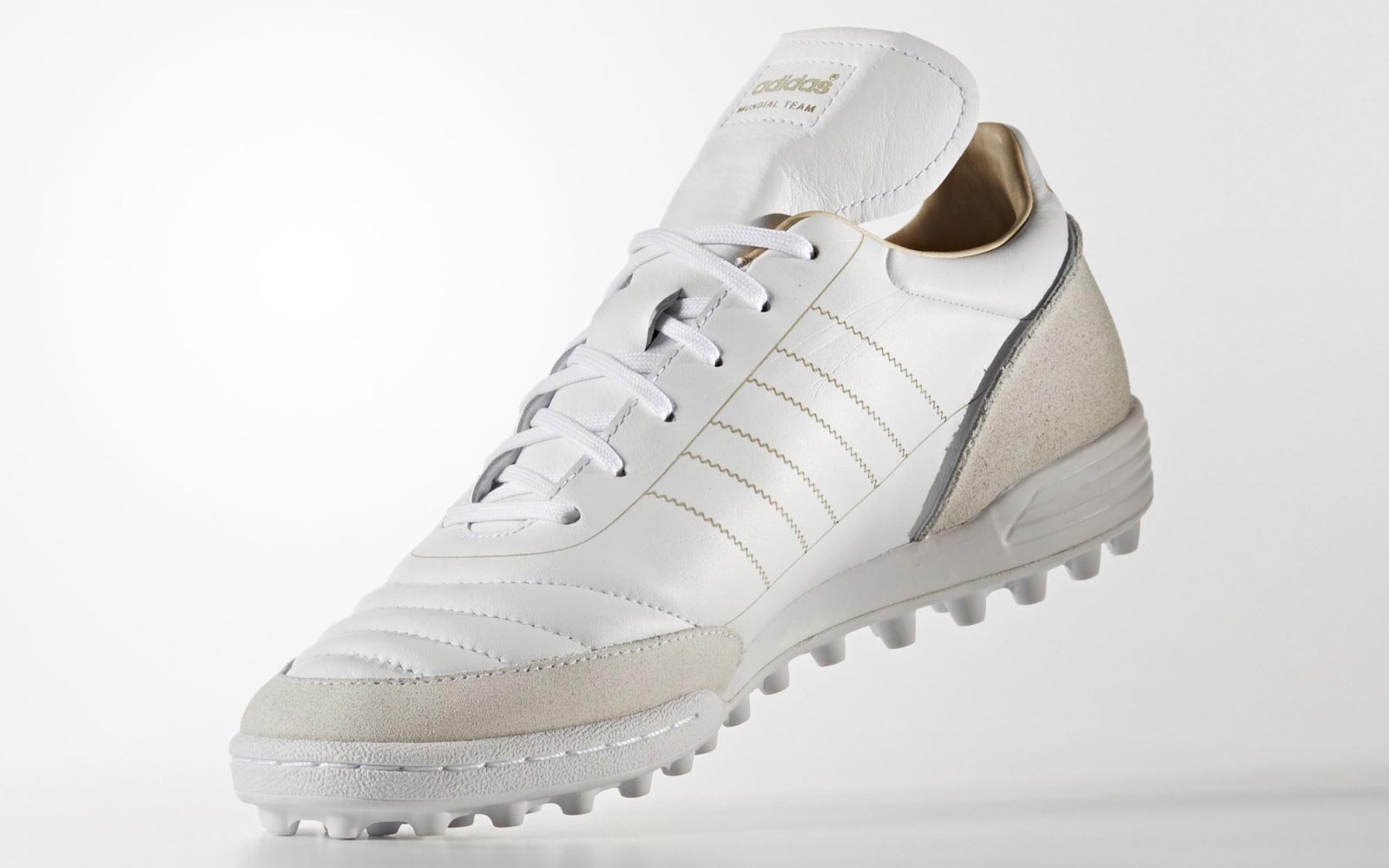 special-edition-adidas-mundial-team-modern-craft-boots-8
