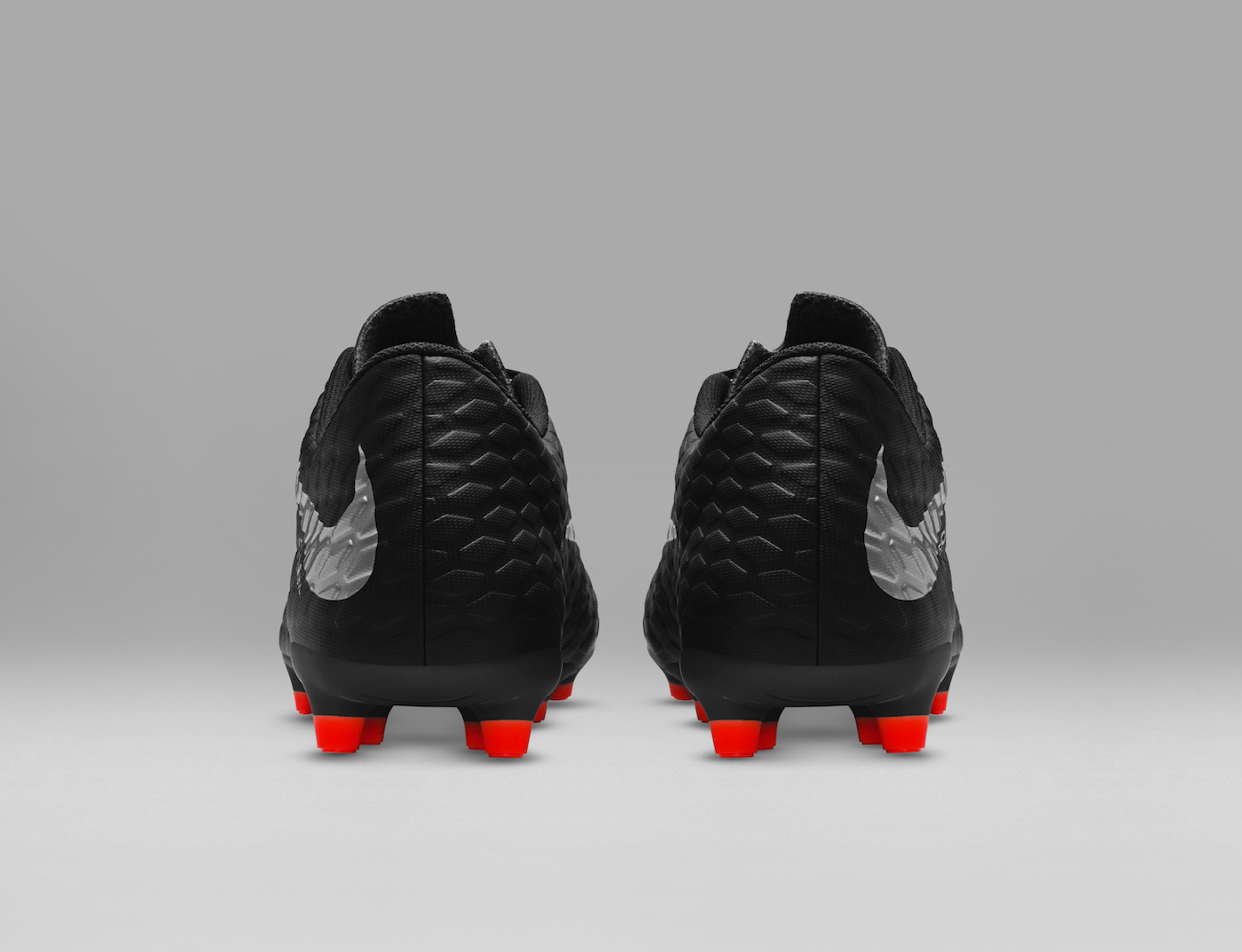 SP17_GFB_Hypervenom_3_Black_852547-001_Hypervenom_Phade_FG_6_8_original