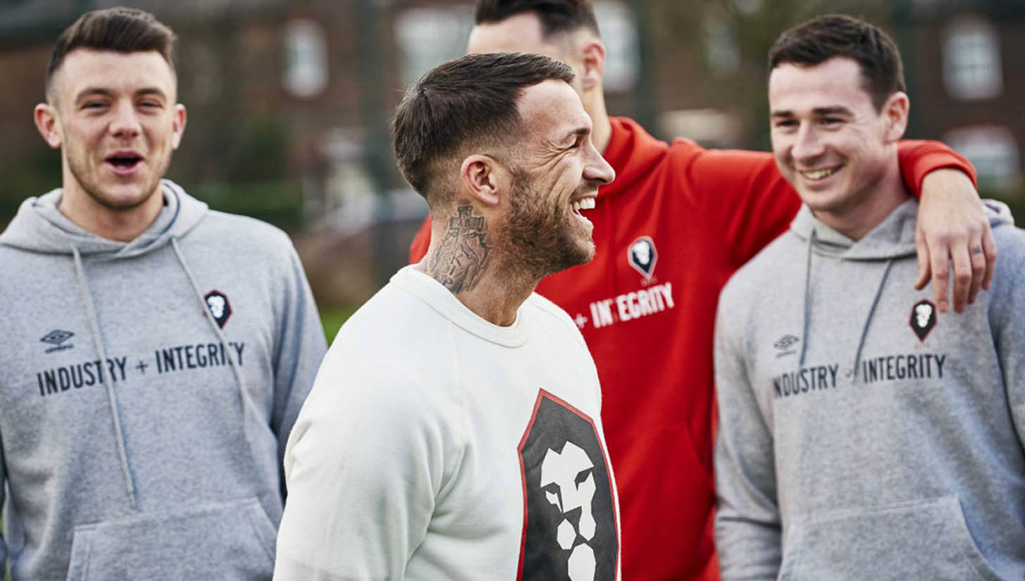 salford-city-x-umbro-lifestyle-collection_0006_layer-1