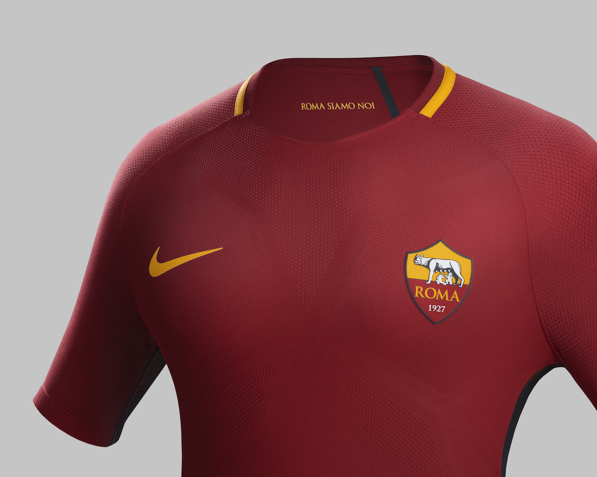 Fy17-18_Club_Kits_H_Crest_Match_AS_Roma_R_original
