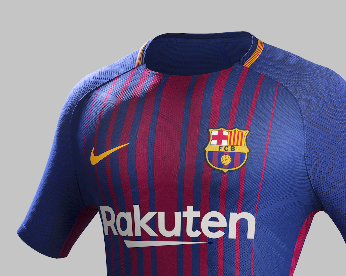 Fy17-18_Club_Kits_H_Crest_Match_FCB_R_original
