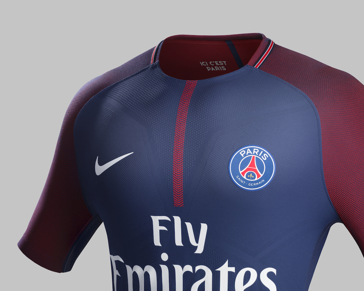 Fy17-18_Club_Kits_H_Crest_Match_PSG_R_original