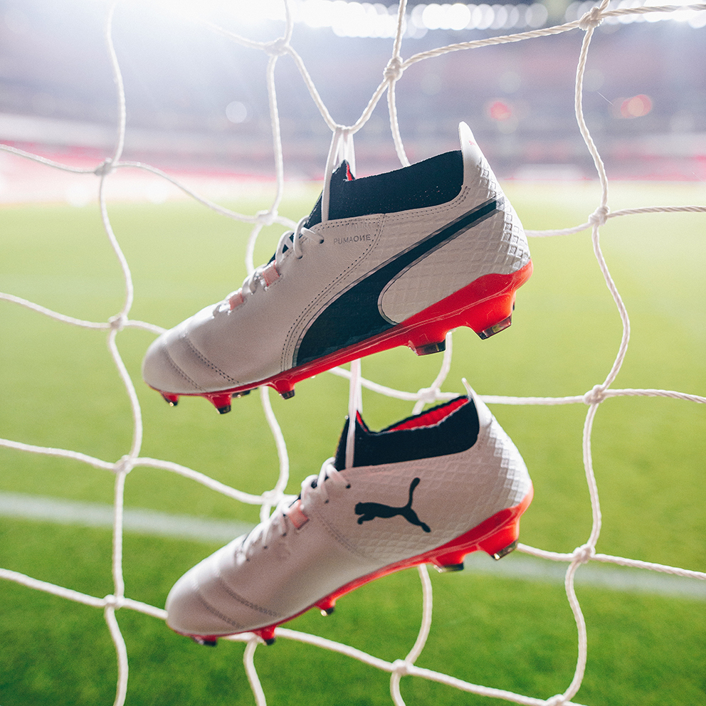 17AW_DIGITAL_TS_Football_PUMA-ONE_Q3 _Product_6