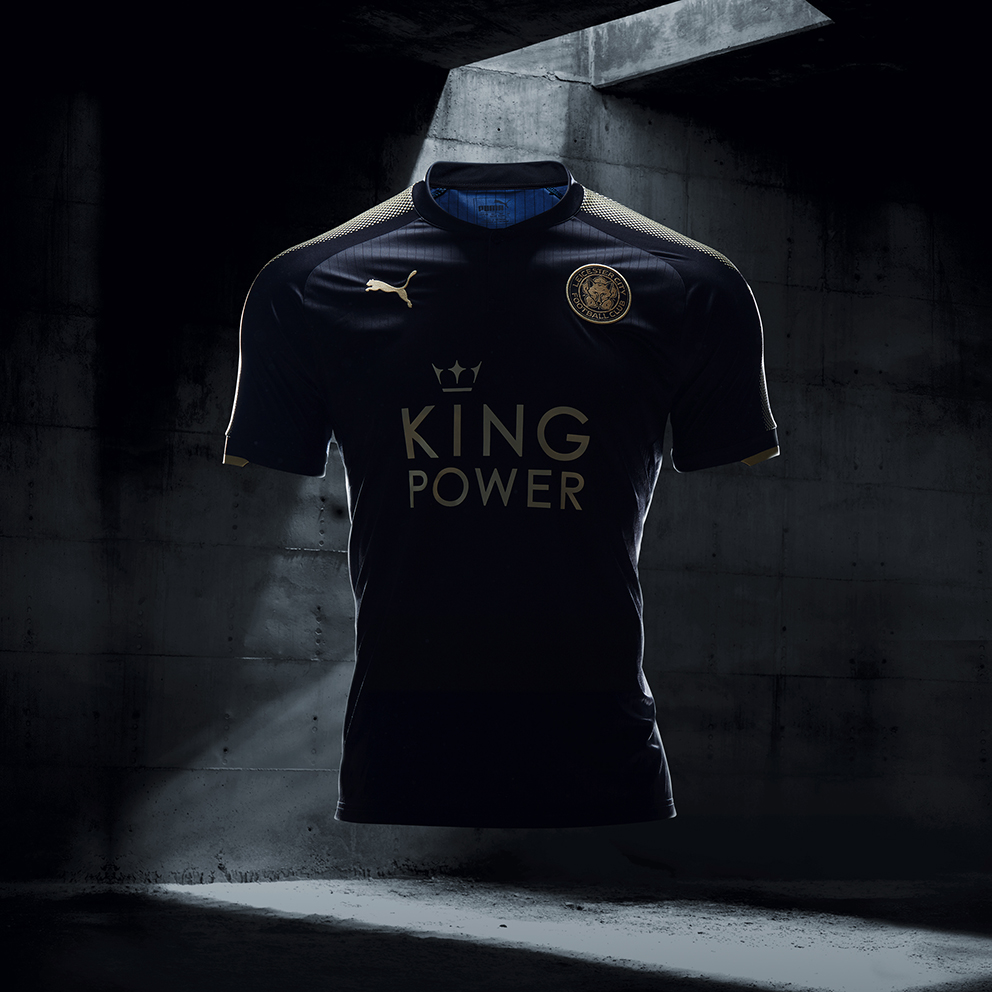 17AW_Social_IG_TS_PUMAFootball_Step-Out_xShirt-Only-Leicester_2500x2500px