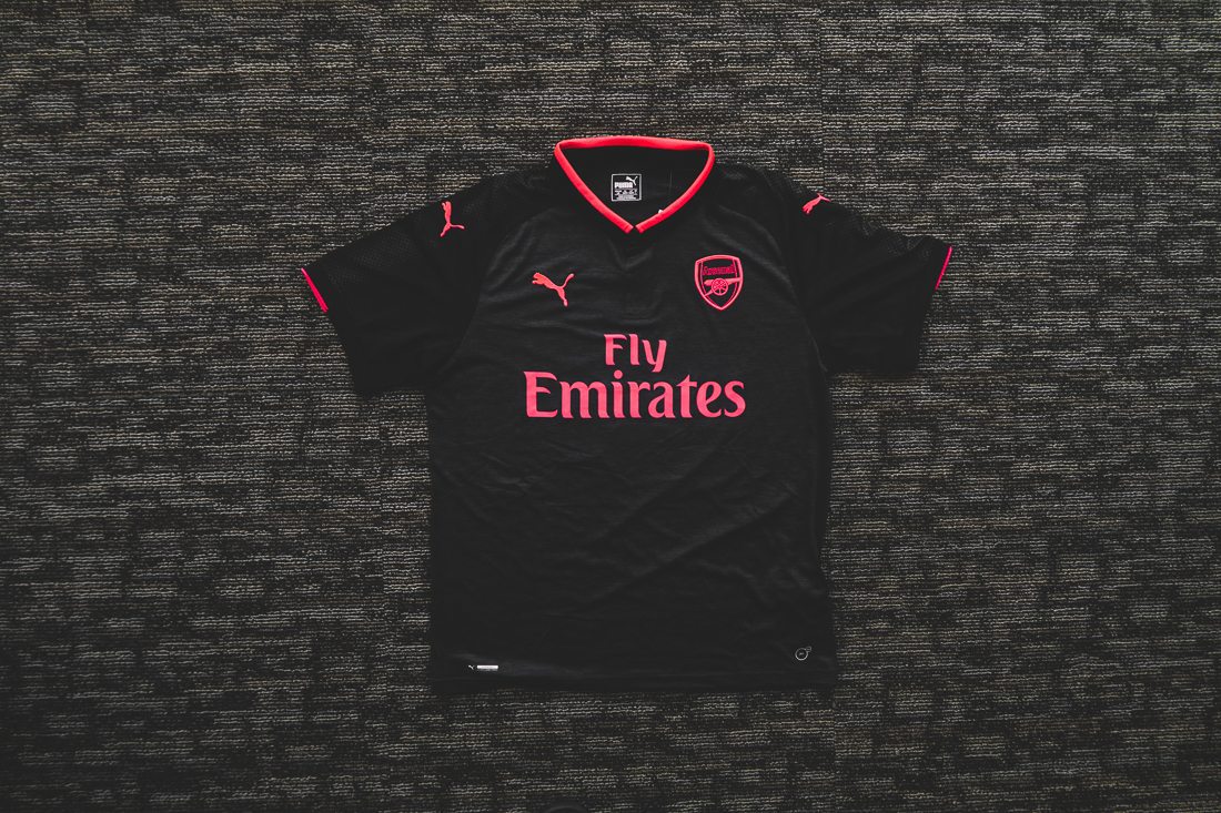 PUMA-ARSENAL-KIT-2017-18-STREETWEAR-POLANCO-5
