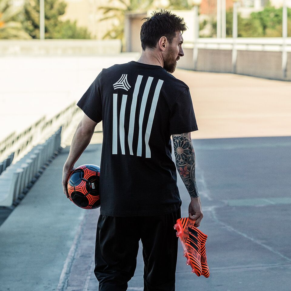 Pyro_Nemeziz_Messi