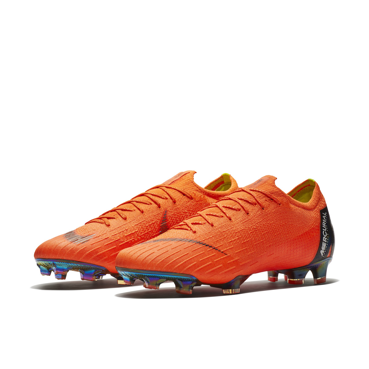 SP18_FB_BornMercOrange_Vapor12Elite_AH7380-810-E_76473