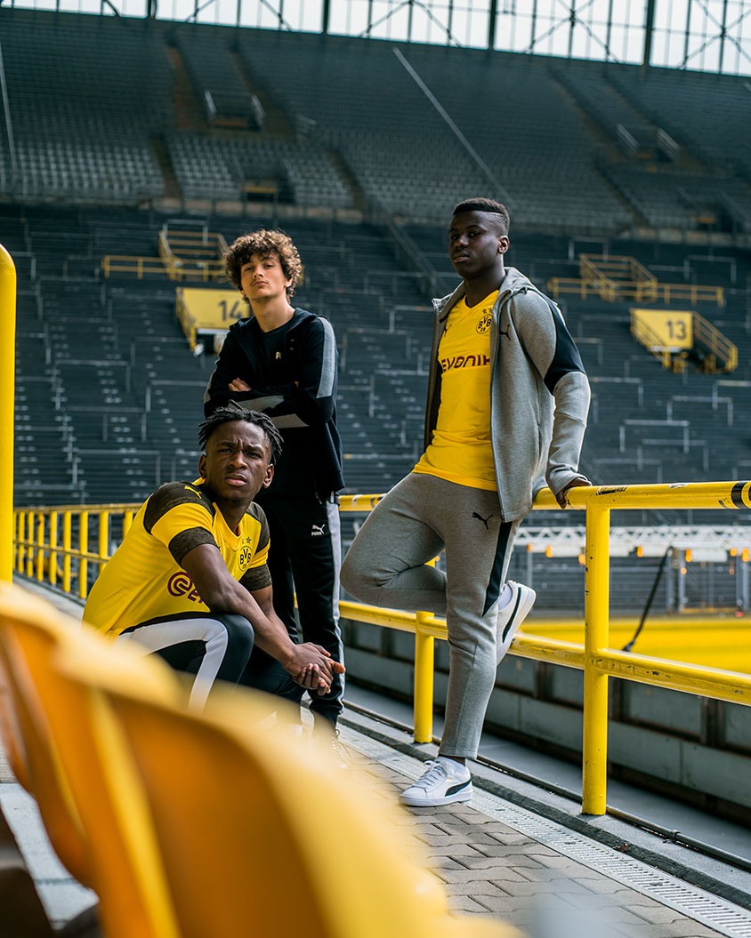 18AW_CONSUMER_TS_Football_BVB_Academy-Players_2