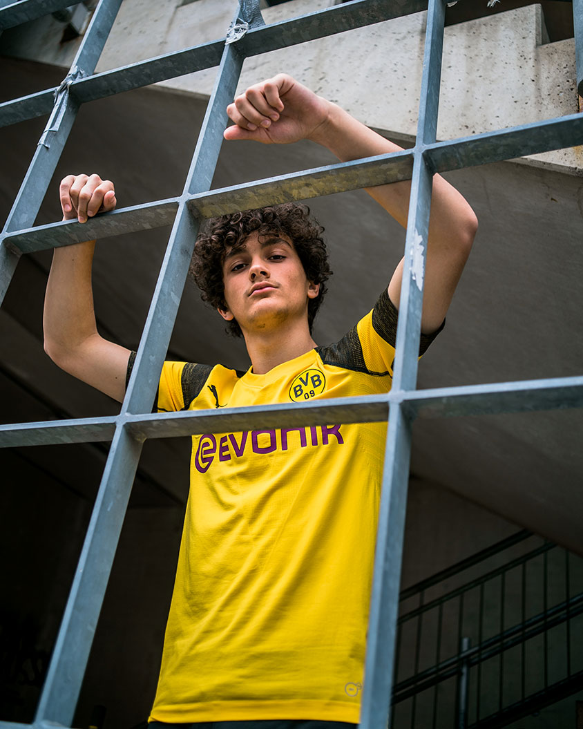 18AW_CONSUMER_TS_Football_BVB_Academy-Players_8