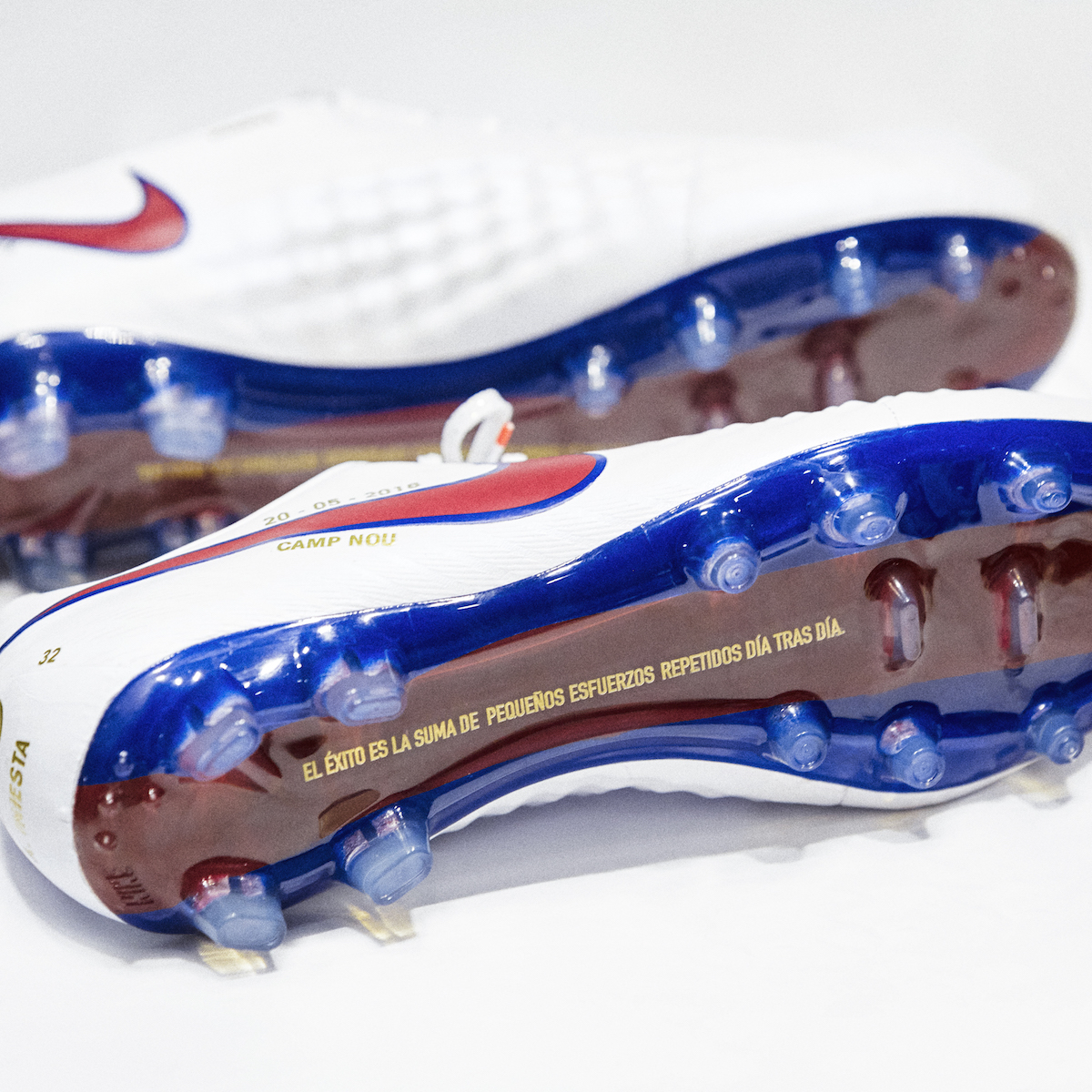 Iniesta_SpecialBoots--5