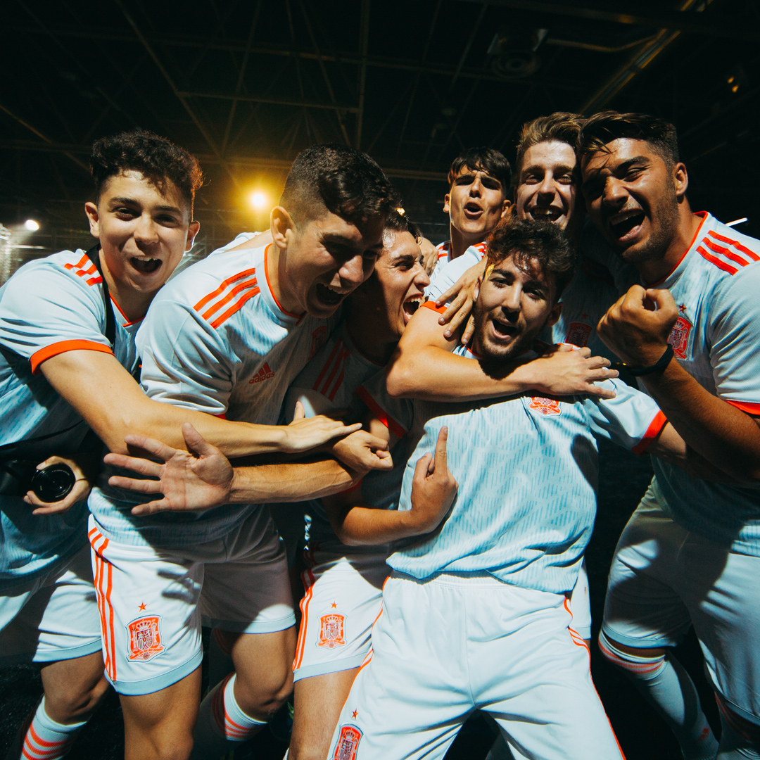 adidas football futbol tango league madrid 13