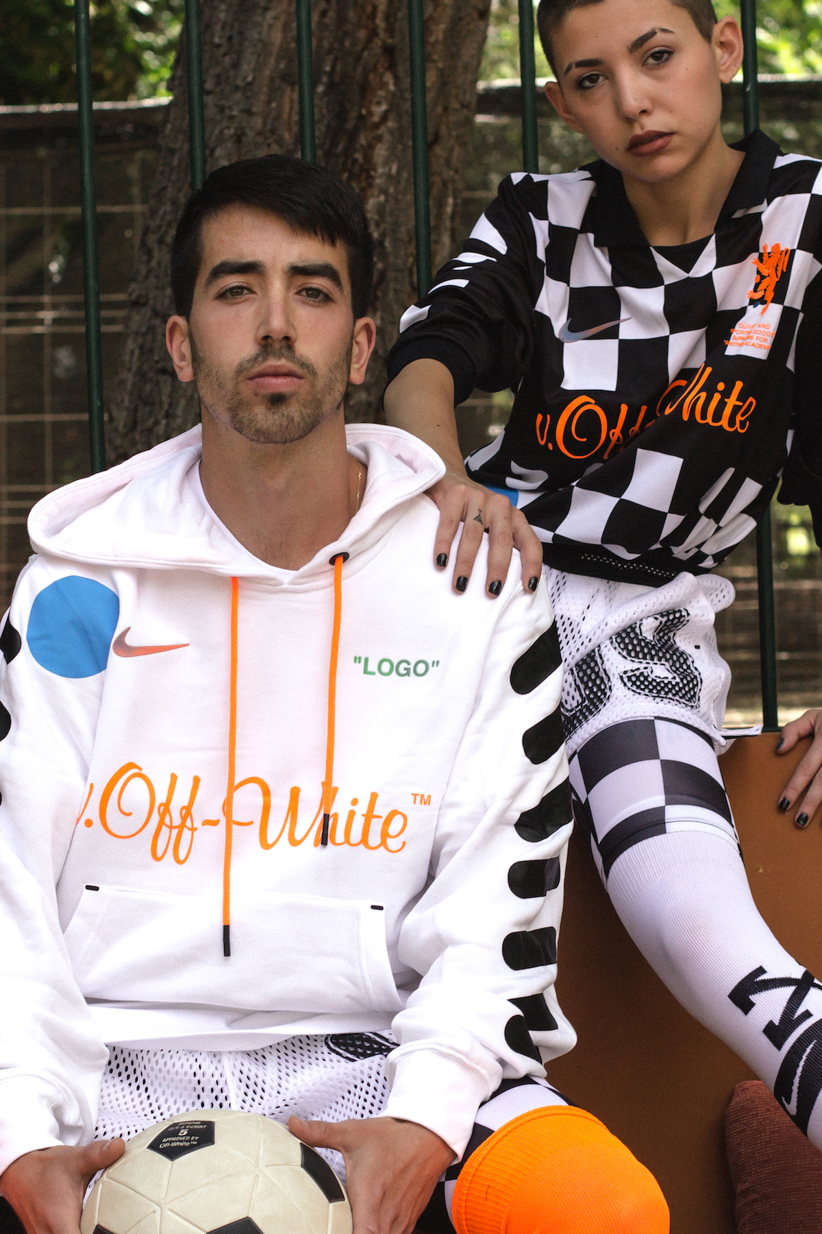 nike football nikelab off white virgil abloh mon amour 25 gramos lenders magazine foot district 5