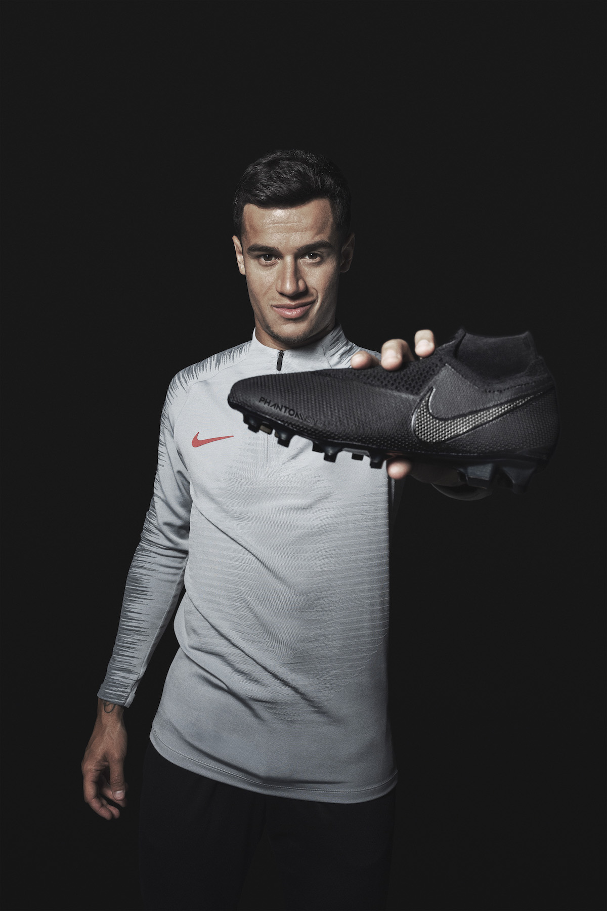 FA18_GFB_PHANTOM_COUTINHO_IG_BLACK_FG_80714