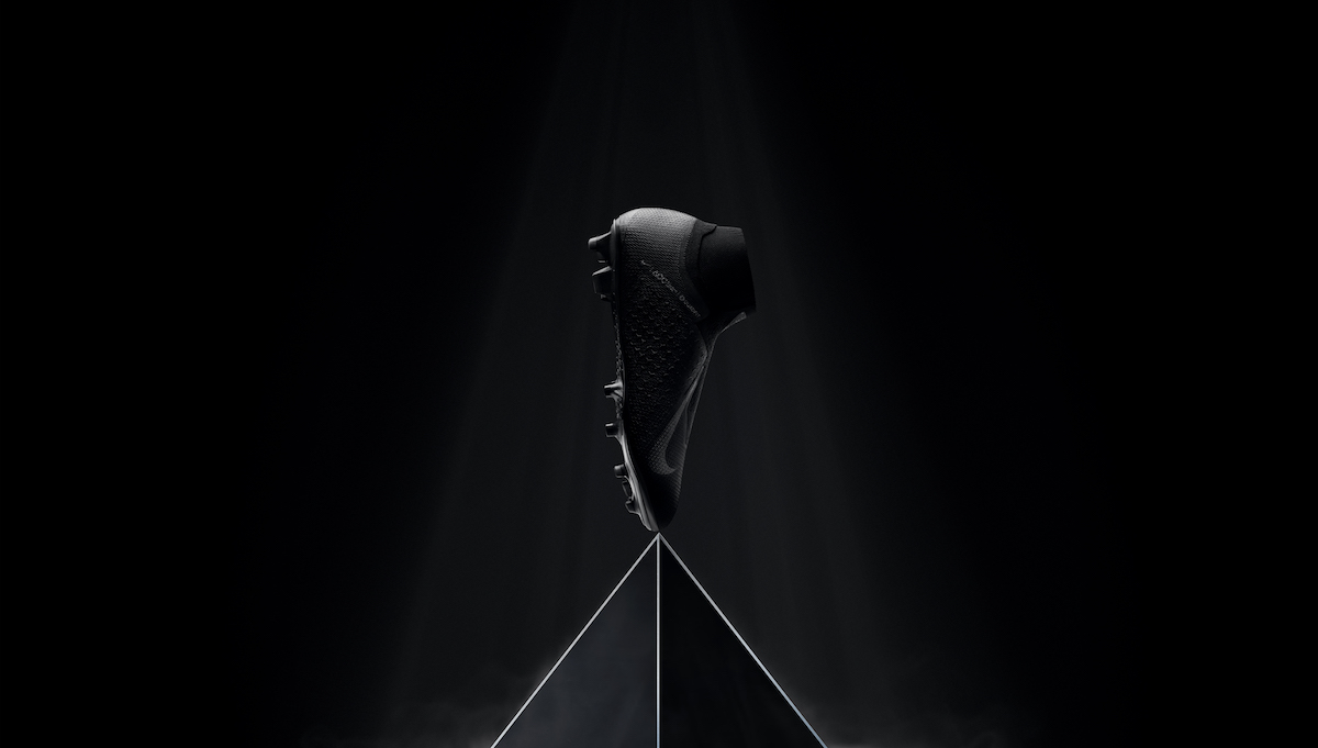 FA18_GFB_Phantom_VSN_BlackEliteFG_Triangle_Primary_80325